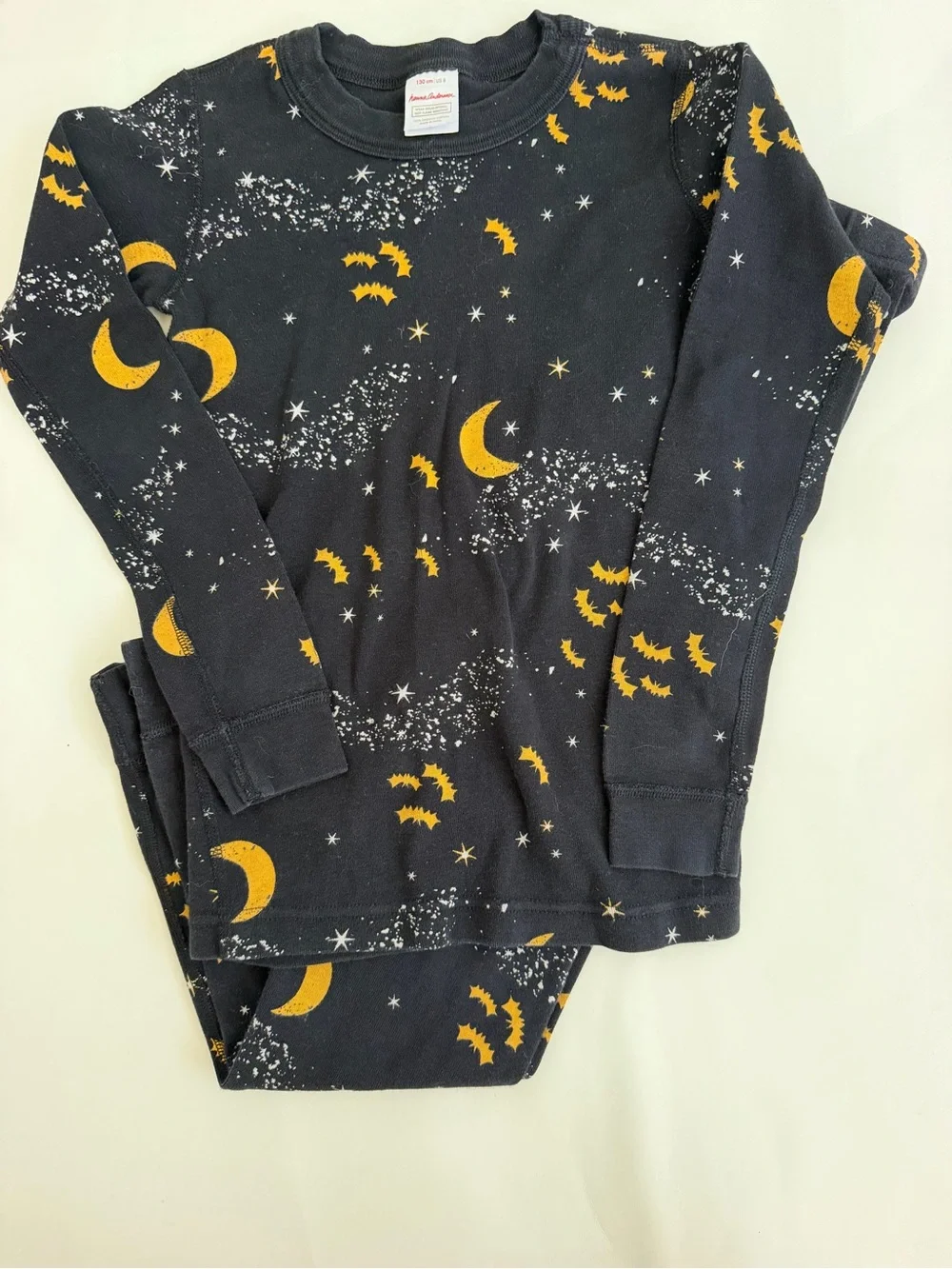 Hanna Andersson kids  Halloween Night Sky Moon & Bat Pajama Set